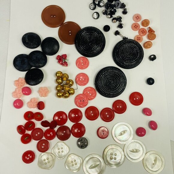 Button Pink Black Mother Pearl Plastic Metal Shell Random Lot Vintage For Crafts - Picture 1 of 15